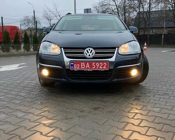 Серый Фольксваген Гольф, объемом двигателя 1.6 л и пробегом 266 тыс. км за 6899 $, фото 9 на Automoto.ua