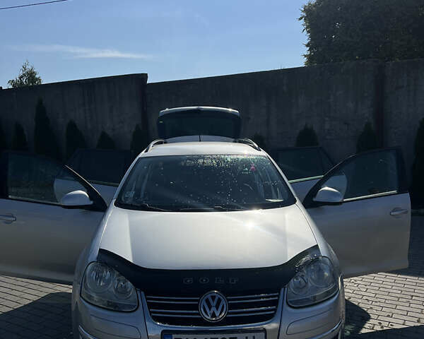 Серый Фольксваген Гольф, объемом двигателя 1.9 л и пробегом 280 тыс. км за 5500 $, фото 24 на Automoto.ua