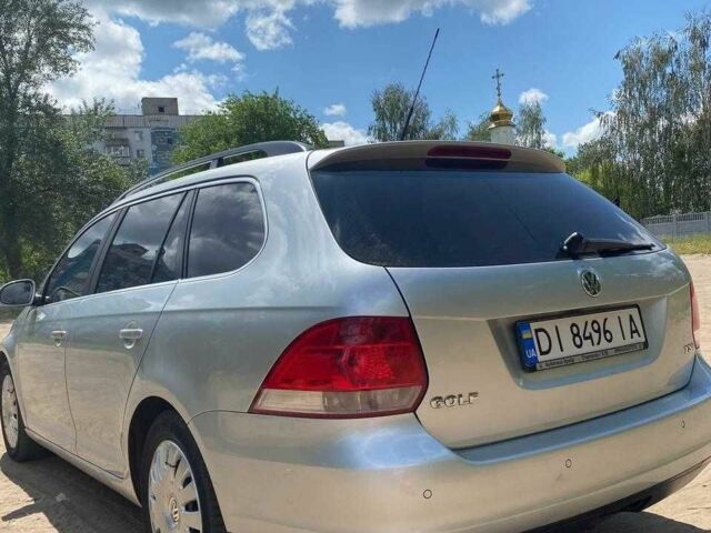 Серый Фольксваген Гольф, объемом двигателя 1.4 л и пробегом 220 тыс. км за 6009 $, фото 4 на Automoto.ua