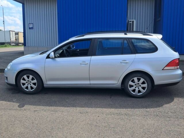 Сірий Фольксваген Гольф, об'ємом двигуна 1.6 л та пробігом 199 тис. км за 5900 $, фото 4 на Automoto.ua