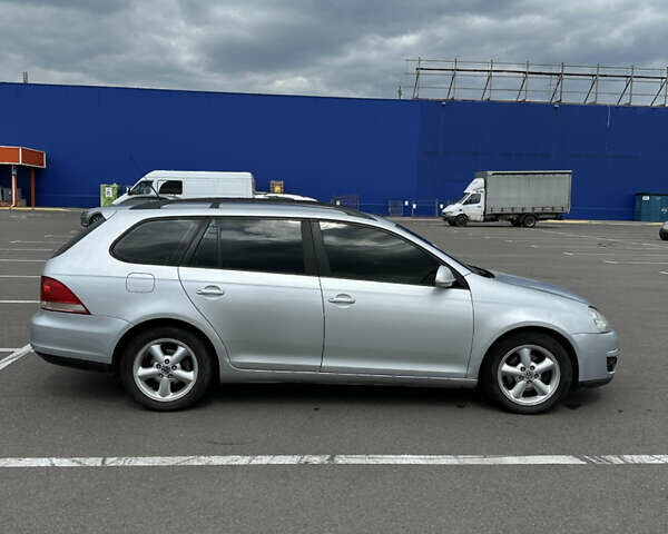 Серый Фольксваген Гольф, объемом двигателя 1.9 л и пробегом 375 тыс. км за 5700 $, фото 4 на Automoto.ua