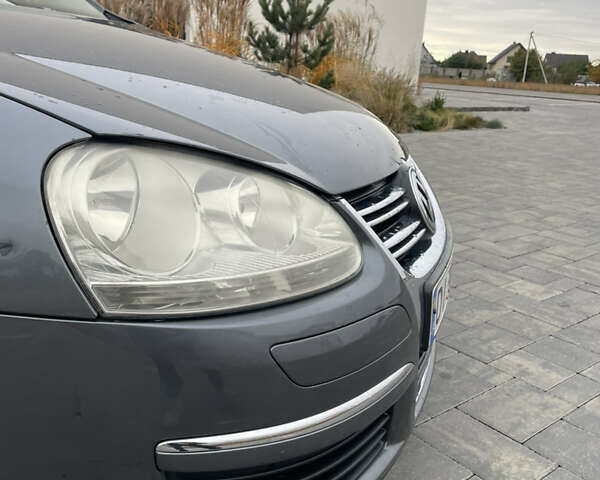 Сірий Фольксваген Гольф, об'ємом двигуна 1.9 л та пробігом 280 тис. км за 6600 $, фото 3 на Automoto.ua