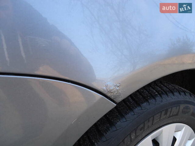 Серый Фольксваген Гольф, объемом двигателя 1.9 л и пробегом 290 тыс. км за 5600 $, фото 27 на Automoto.ua