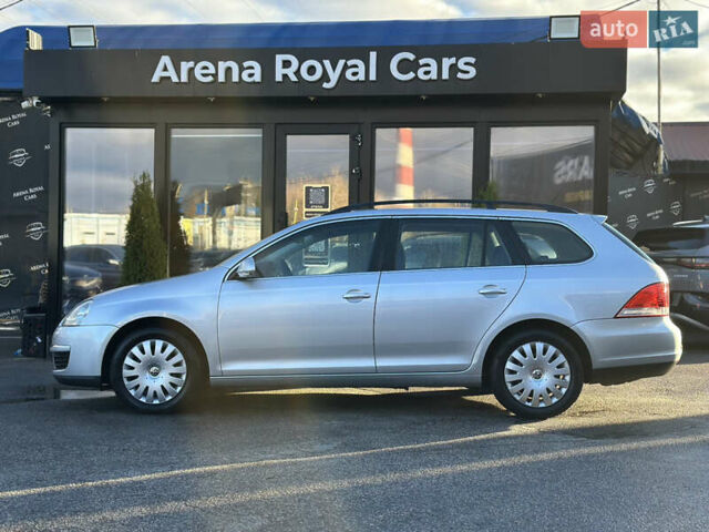 Сірий Фольксваген Гольф, об'ємом двигуна 1.6 л та пробігом 231 тис. км за 7100 $, фото 4 на Automoto.ua