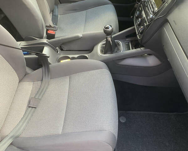 Сірий Фольксваген Гольф, об'ємом двигуна 1.9 л та пробігом 207 тис. км за 7500 $, фото 9 на Automoto.ua