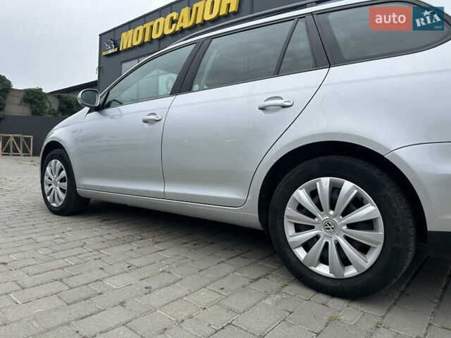 Сірий Фольксваген Гольф, об'ємом двигуна 1.6 л та пробігом 227 тис. км за 6000 $, фото 6 на Automoto.ua