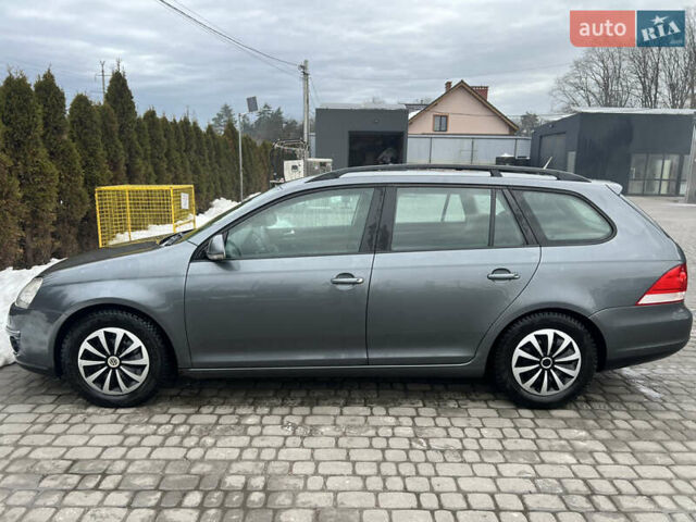 Серый Фольксваген Гольф, объемом двигателя 1.9 л и пробегом 351 тыс. км за 6000 $, фото 7 на Automoto.ua