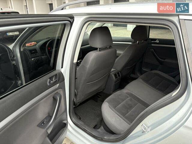 Серый Фольксваген Гольф, объемом двигателя 1.9 л и пробегом 198 тыс. км за 6700 $, фото 15 на Automoto.ua