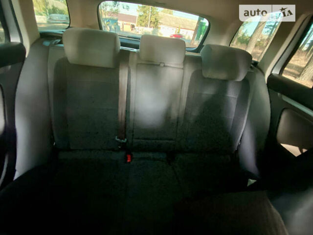 Серый Фольксваген Гольф, объемом двигателя 1.4 л и пробегом 290 тыс. км за 5800 $, фото 10 на Automoto.ua