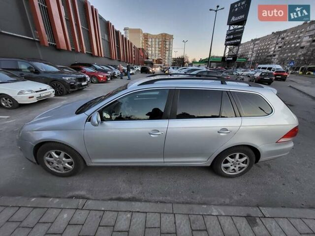 Сірий Фольксваген Гольф, об'ємом двигуна 1.4 л та пробігом 208 тис. км за 6572 $, фото 2 на Automoto.ua