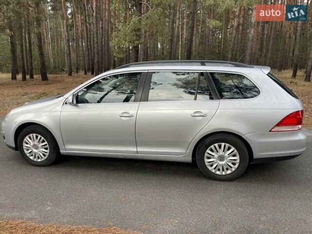 Серый Фольксваген Гольф, объемом двигателя 1.6 л и пробегом 242 тыс. км за 5900 $, фото 11 на Automoto.ua