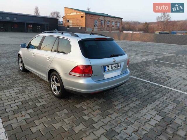 Серый Фольксваген Гольф, объемом двигателя 1.4 л и пробегом 198 тыс. км за 5000 $, фото 4 на Automoto.ua