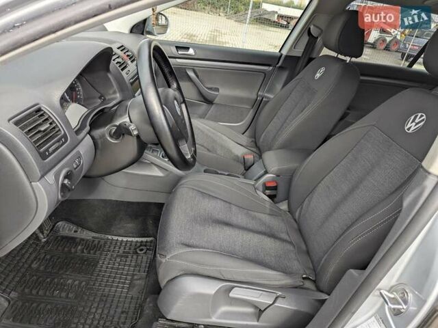Серый Фольксваген Гольф, объемом двигателя 1.9 л и пробегом 308 тыс. км за 6800 $, фото 30 на Automoto.ua