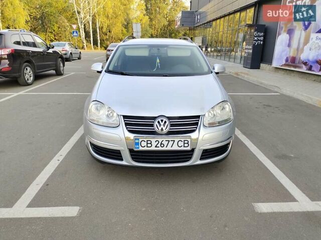 Серый Фольксваген Гольф, объемом двигателя 1.6 л и пробегом 201 тыс. км за 6000 $, фото 1 на Automoto.ua