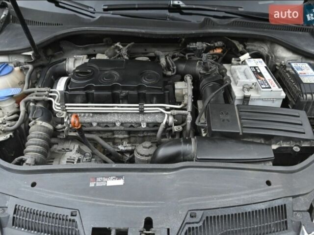 Серый Фольксваген Гольф, объемом двигателя 1.9 л и пробегом 298 тыс. км за 6300 $, фото 7 на Automoto.ua