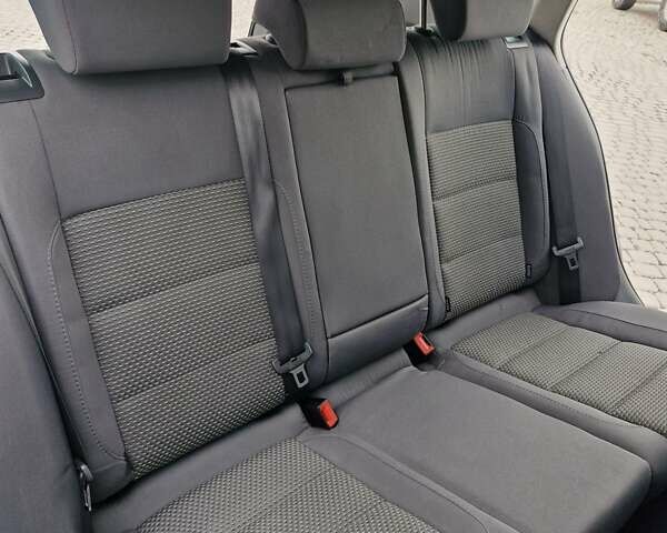 Серый Фольксваген Гольф, объемом двигателя 0 л и пробегом 217 тыс. км за 7500 $, фото 59 на Automoto.ua