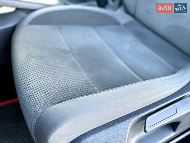 Сірий Фольксваген Гольф, об'ємом двигуна 1.4 л та пробігом 206 тис. км за 6900 $, фото 54 на Automoto.ua