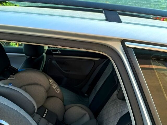 Серый Фольксваген Гольф, объемом двигателя 1.4 л и пробегом 179 тыс. км за 5600 $, фото 6 на Automoto.ua