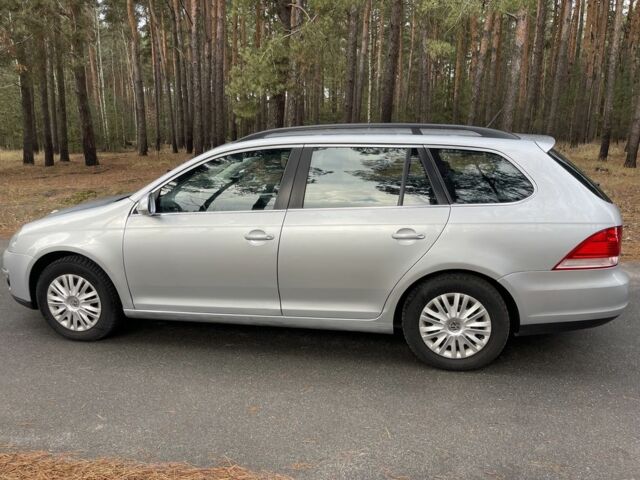 Серый Фольксваген Гольф, объемом двигателя 1.6 л и пробегом 242 тыс. км за 5900 $, фото 7 на Automoto.ua