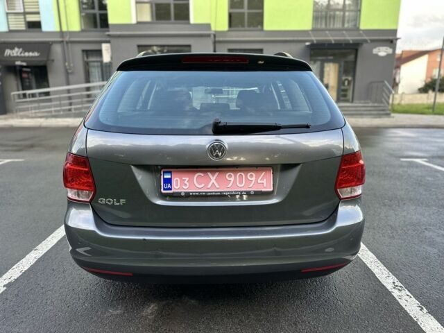 Сірий Фольксваген Гольф, об'ємом двигуна 1.6 л та пробігом 202 тис. км за 5800 $, фото 5 на Automoto.ua