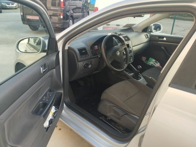 Сірий Фольксваген Гольф, об'ємом двигуна 1.4 л та пробігом 347 тис. км за 4600 $, фото 2 на Automoto.ua