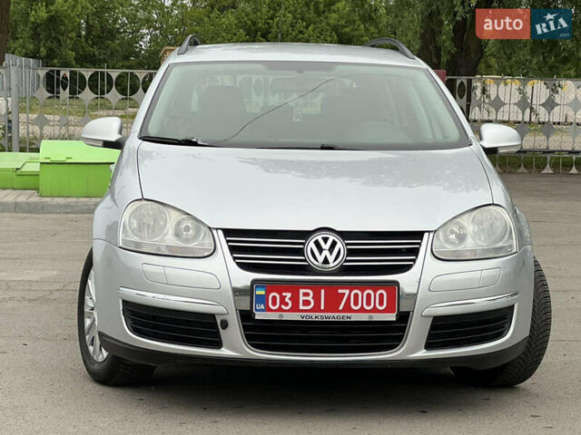 Серый Фольксваген Гольф, объемом двигателя 0 л и пробегом 236 тыс. км за 5800 $, фото 5 на Automoto.ua