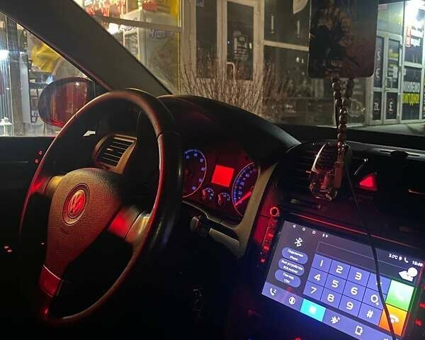 Сірий Фольксваген Гольф, об'ємом двигуна 1.39 л та пробігом 203 тис. км за 6400 $, фото 3 на Automoto.ua
