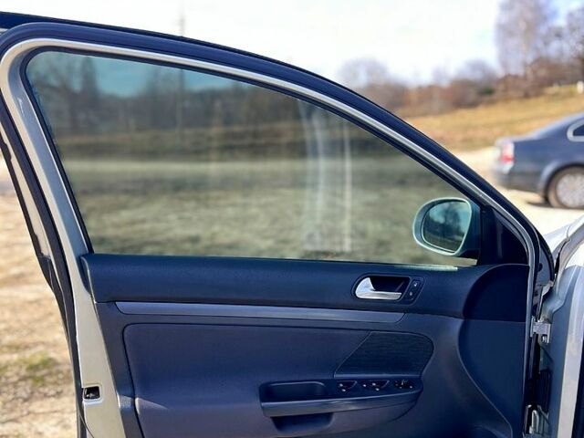 Серый Фольксваген Гольф, объемом двигателя 1.4 л и пробегом 187 тыс. км за 5500 $, фото 3 на Automoto.ua