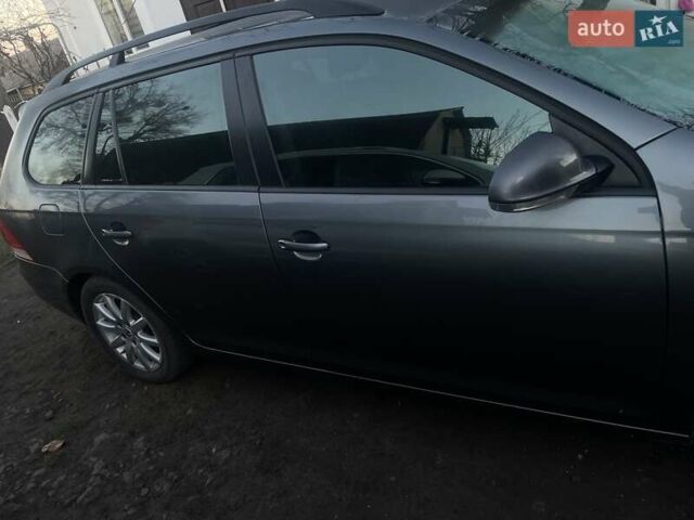 Серый Фольксваген Гольф, объемом двигателя 1.39 л и пробегом 298 тыс. км за 6000 $, фото 2 на Automoto.ua