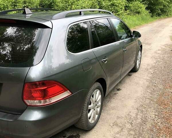 Серый Фольксваген Гольф, объемом двигателя 1.39 л и пробегом 249 тыс. км за 6850 $, фото 4 на Automoto.ua