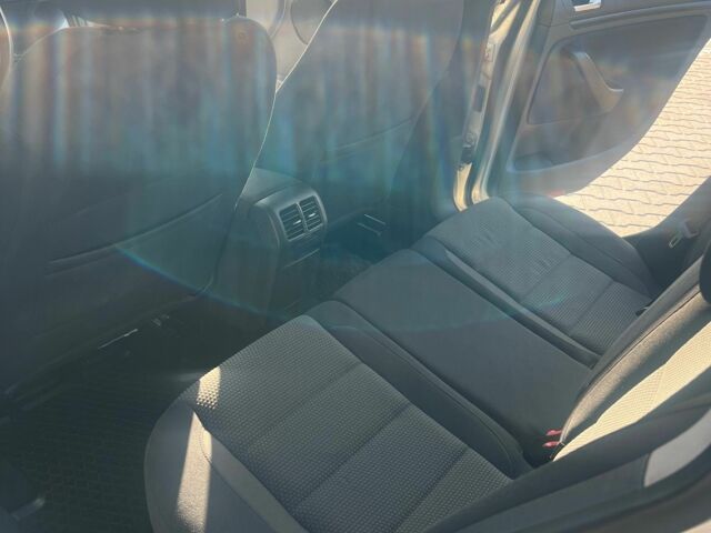 Серый Фольксваген Гольф, объемом двигателя 1.4 л и пробегом 267 тыс. км за 7300 $, фото 5 на Automoto.ua