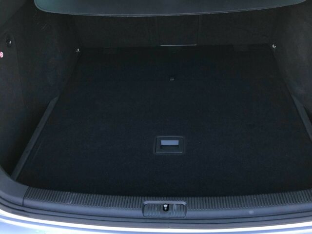 Серый Фольксваген Гольф, объемом двигателя 1.4 л и пробегом 131 тыс. км за 8800 $, фото 12 на Automoto.ua