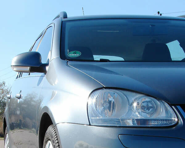 Сірий Фольксваген Гольф, об'ємом двигуна 1.4 л та пробігом 192 тис. км за 6200 $, фото 1 на Automoto.ua