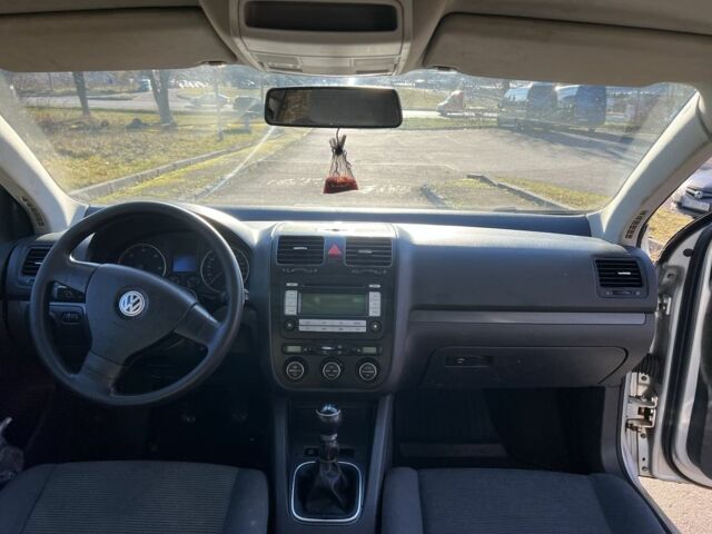 Сірий Фольксваген Гольф, об'ємом двигуна 1.9 л та пробігом 356 тис. км за 2200 $, фото 3 на Automoto.ua