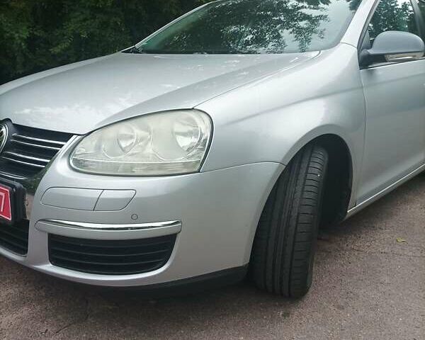 Серый Фольксваген Гольф, объемом двигателя 1.4 л и пробегом 175 тыс. км за 5300 $, фото 59 на Automoto.ua