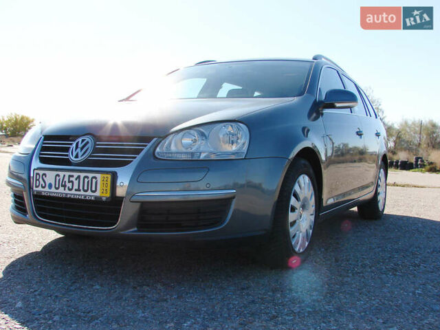 Сірий Фольксваген Гольф, об'ємом двигуна 1.4 л та пробігом 192 тис. км за 6200 $, фото 5 на Automoto.ua
