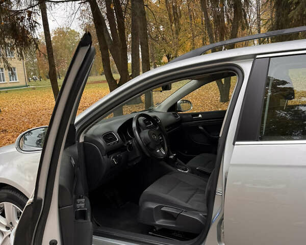 Сірий Фольксваген Гольф, об'ємом двигуна 1.39 л та пробігом 173 тис. км за 7800 $, фото 33 на Automoto.ua