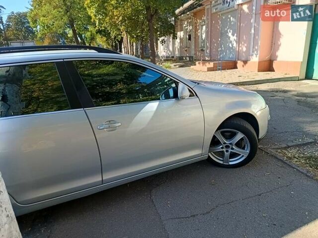 Серый Фольксваген Гольф, объемом двигателя 1.39 л и пробегом 235 тыс. км за 5500 $, фото 4 на Automoto.ua