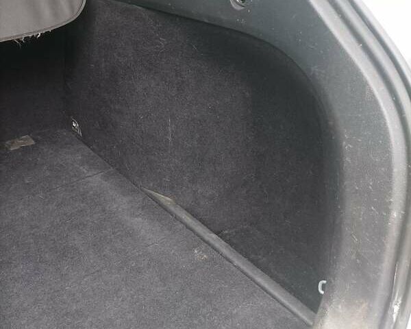 Серый Фольксваген Гольф, объемом двигателя 1.4 л и пробегом 175 тыс. км за 5300 $, фото 24 на Automoto.ua