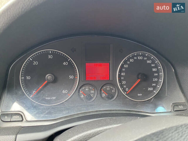 Сірий Фольксваген Гольф, об'ємом двигуна 1.9 л та пробігом 214 тис. км за 6800 $, фото 4 на Automoto.ua