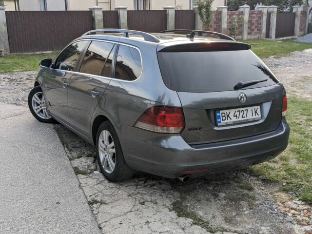 Серый Фольксваген Гольф, объемом двигателя 1.6 л и пробегом 299 тыс. км за 6550 $, фото 3 на Automoto.ua