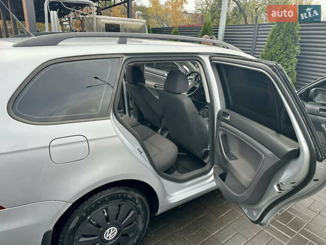 Фольксваген Гольф 2009 в Черкассах на Automoto.ua Серый Фольксваген Гольф, объемом двигателя 1.9 л и пробегом 221 тыс. км за 6950 $, фото 13 на Automoto.ua
