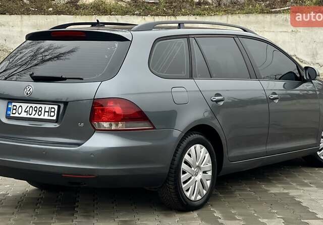 Серый Фольксваген Гольф, объемом двигателя 1.6 л и пробегом 144 тыс. км за 7950 $, фото 16 на Automoto.ua