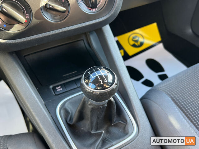 Серый Фольксваген Гольф, объемом двигателя 1.4 л и пробегом 186 тыс. км за 6400 $, фото 12 на Automoto.ua