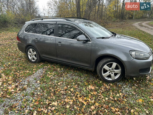 Фольксваген Гольф 2009 в Виннице на Automoto.ua Серый Фольксваген Гольф, объемом двигателя 1.6 л и пробегом 283 тыс. км за 7200 $, фото 3 на Automoto.ua