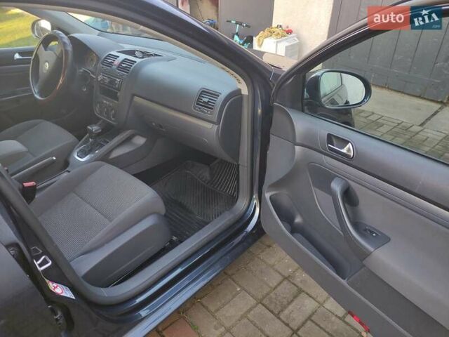 Серый Фольксваген Гольф, объемом двигателя 1.4 л и пробегом 325 тыс. км за 6300 $, фото 10 на Automoto.ua