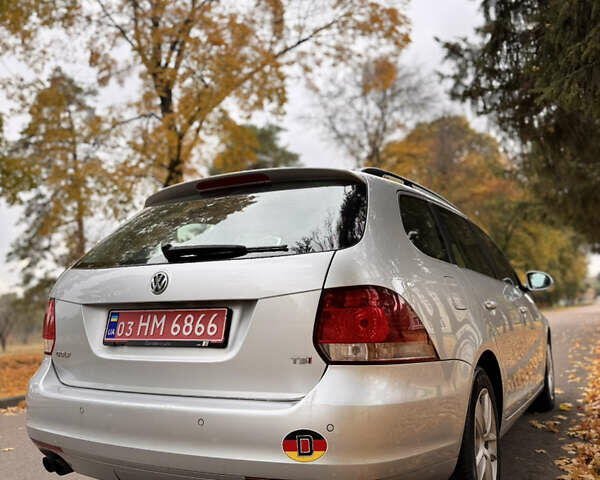 Сірий Фольксваген Гольф, об'ємом двигуна 1.39 л та пробігом 173 тис. км за 7800 $, фото 38 на Automoto.ua