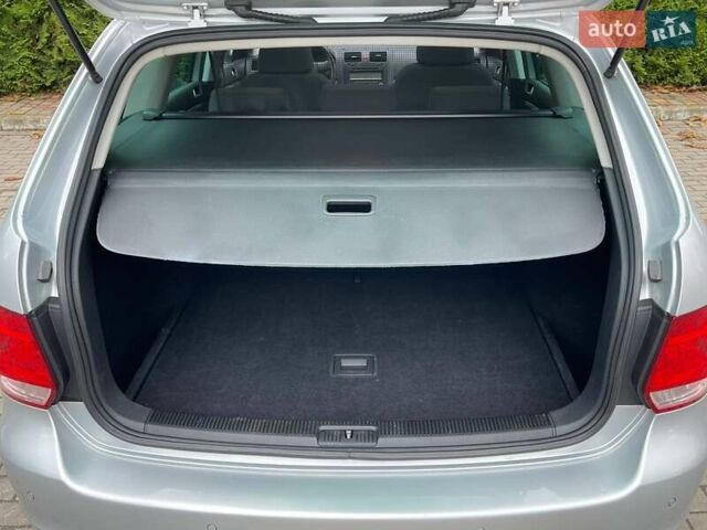 Серый Фольксваген Гольф, объемом двигателя 1.4 л и пробегом 214 тыс. км за 6200 $, фото 30 на Automoto.ua