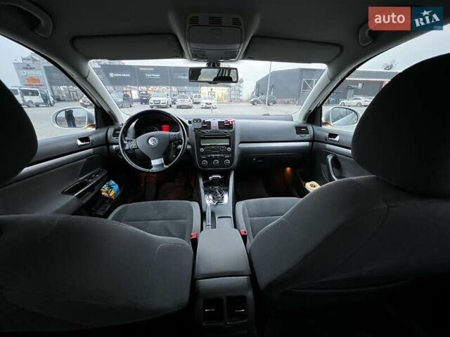 Серый Фольксваген Гольф, объемом двигателя 1.4 л и пробегом 161 тыс. км за 6900 $, фото 11 на Automoto.ua