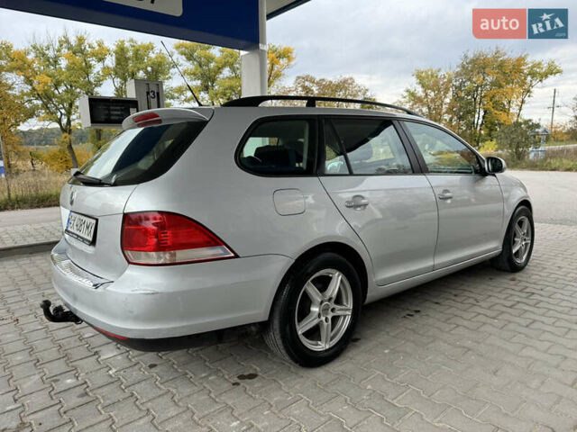Фольксваген Гольф 2009 у Сокинянах на Automoto.ua Сірий Фольксваген Гольф, об'ємом двигуна 1.6 л та пробігом 268 тис. км за 4999 $, фото 7 на Automoto.ua